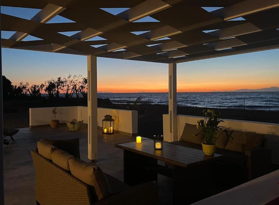 Lambou Beach Sunset Soroni Dış mekan fotoğraf