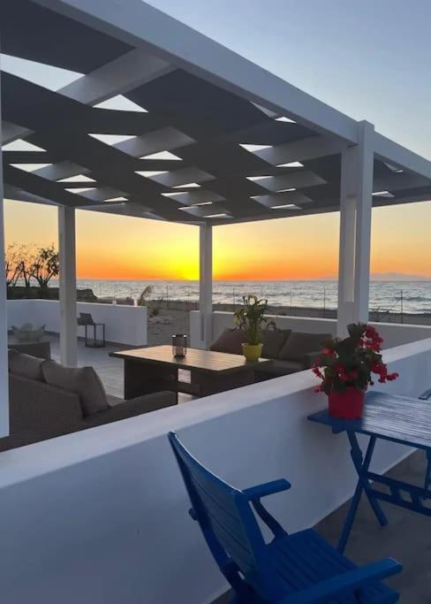 Lambou Beach Sunset Soroni Dış mekan fotoğraf